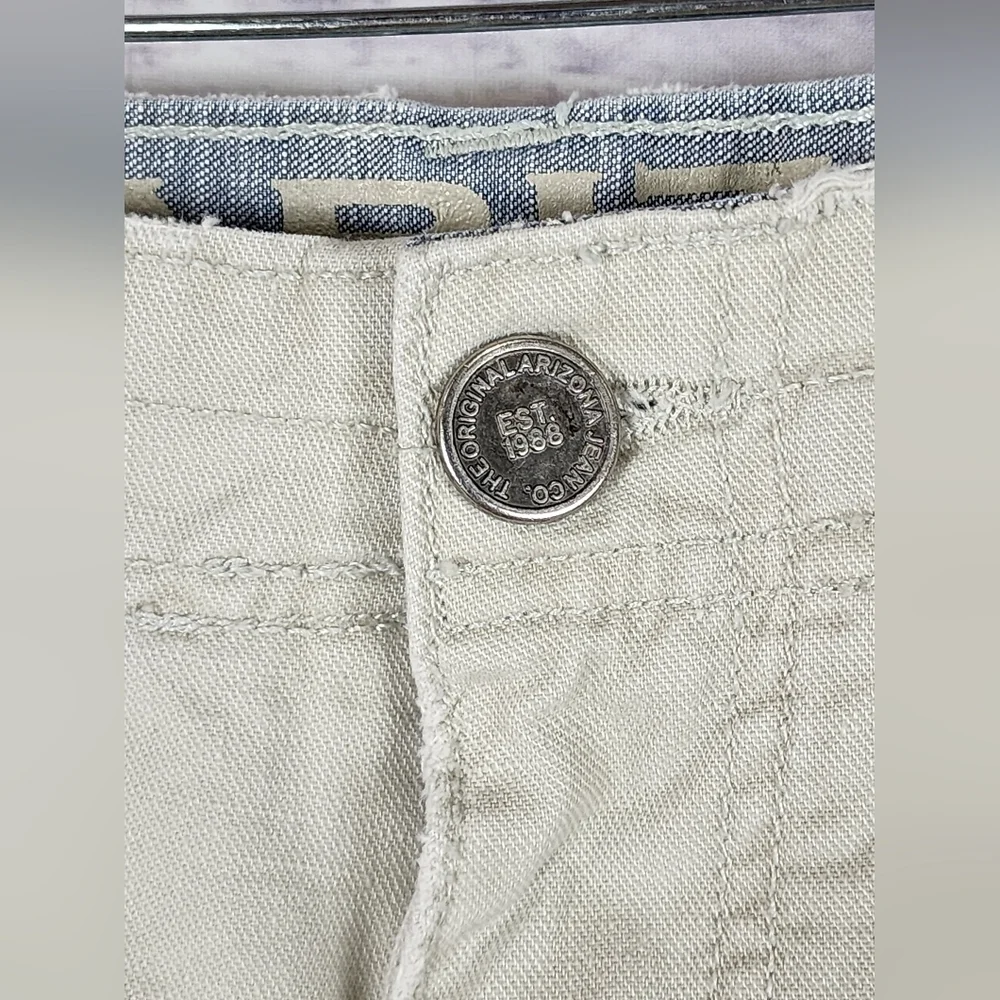Arizona men's 100% cotton khaki pants in size 36x30